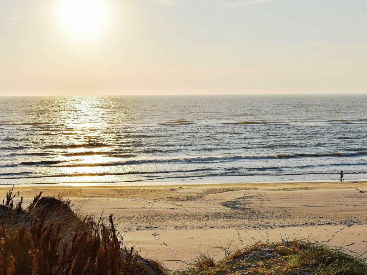 6 Person Holiday Home In Hvide Sande Extérieur photo